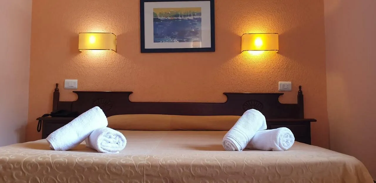 ***  Hotel Mercedes Lloret de Mar Spain